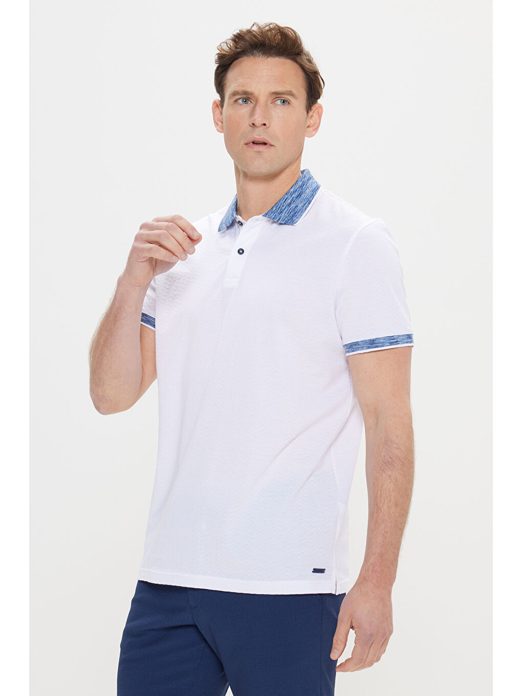 Erkek Beyaz-Lacivert Slim Fit Dar Kesim %100 Pamuk Jakarlı Polo Yaka Tişört-2