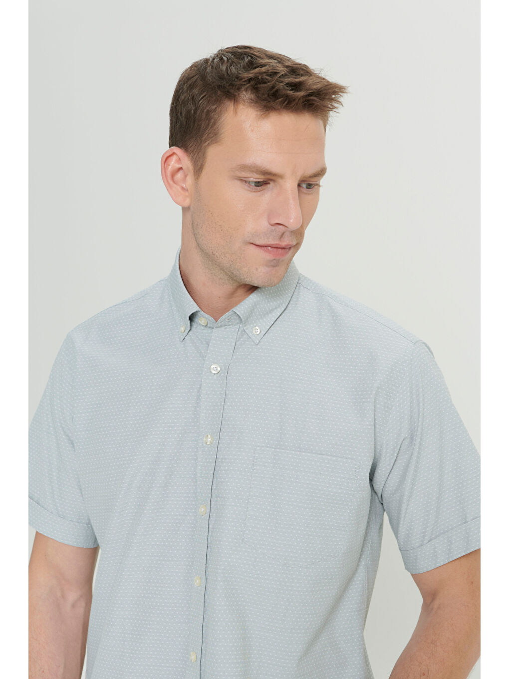 Erkek Haki Comfort Fit Rahat Kesim Düğmeli Yaka Armürlü Kısa Kollu Gömlek-3