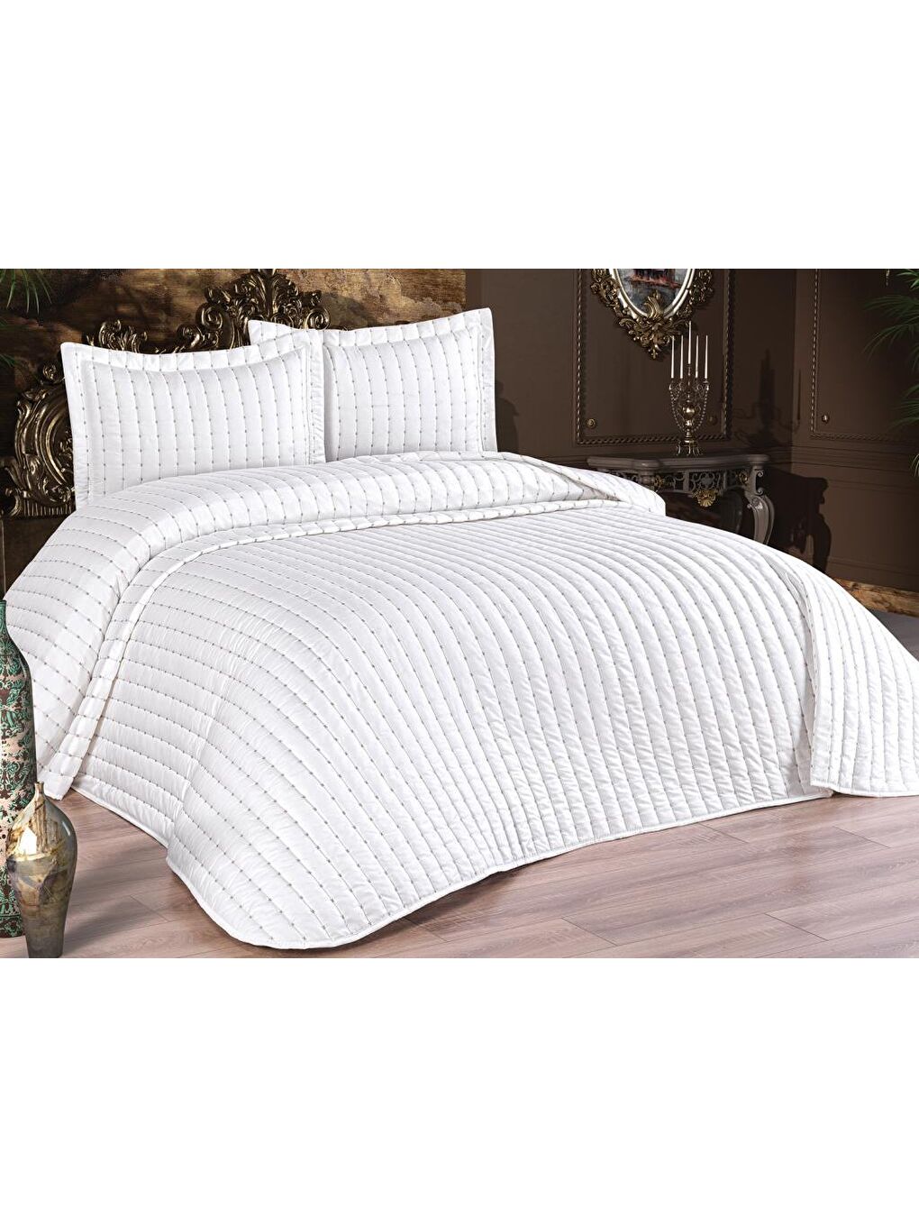 Ekru Dublin Çift Kişilik Kapitoneli Yatak Örtüsü Krem