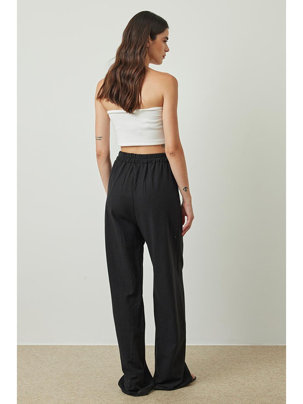 Keten Çima Dikişli Siyah Pantolon-4