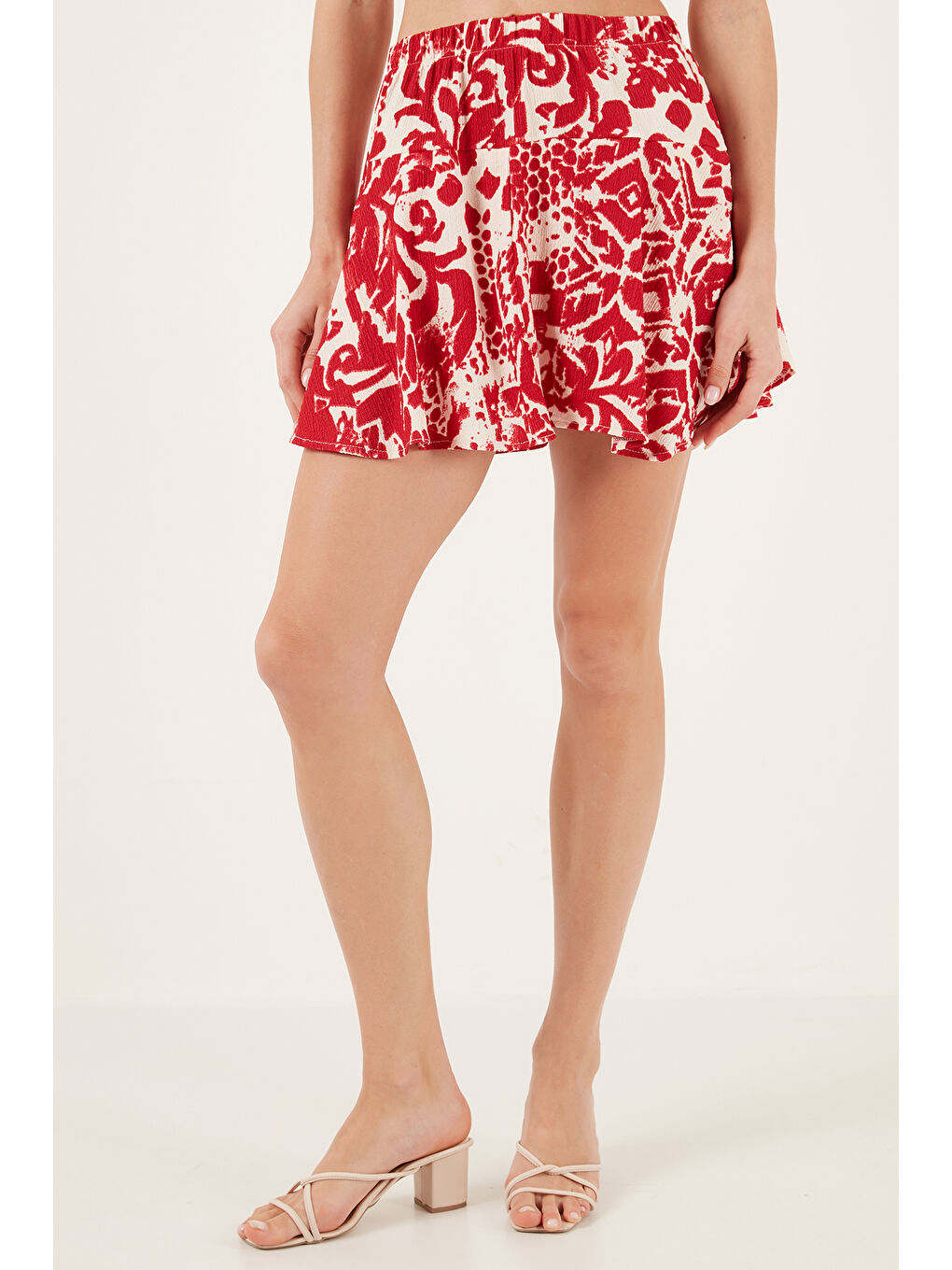 Bordo Desenli Slim Fit Mini Kadın Şort Etek 5869020-1