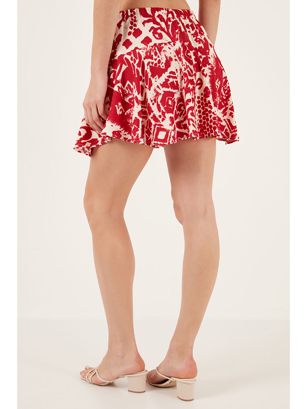 Bordo Desenli Slim Fit Mini Kadın Şort Etek 5869020-3