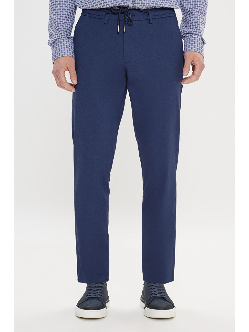 Erkek Lacivert Comfort Fit Rahat Kesim Pamuklu Beli Bağlamalı Yan Cepli Armürlü Pantolon-1