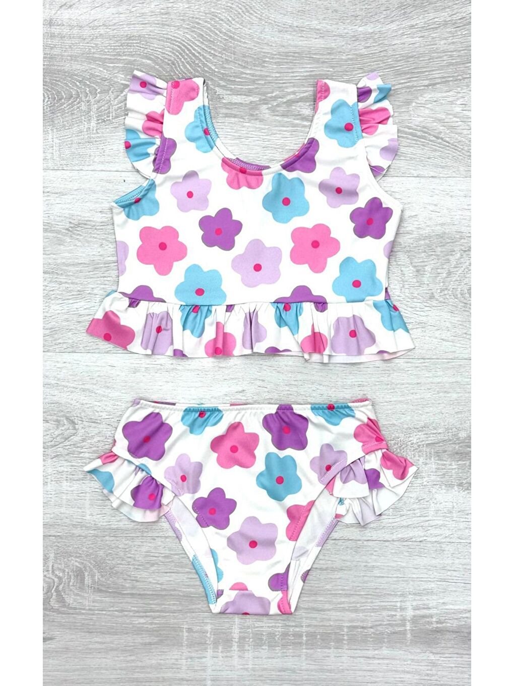 Beyaz Fırfır Detaylı Kız Çocuk Bikini