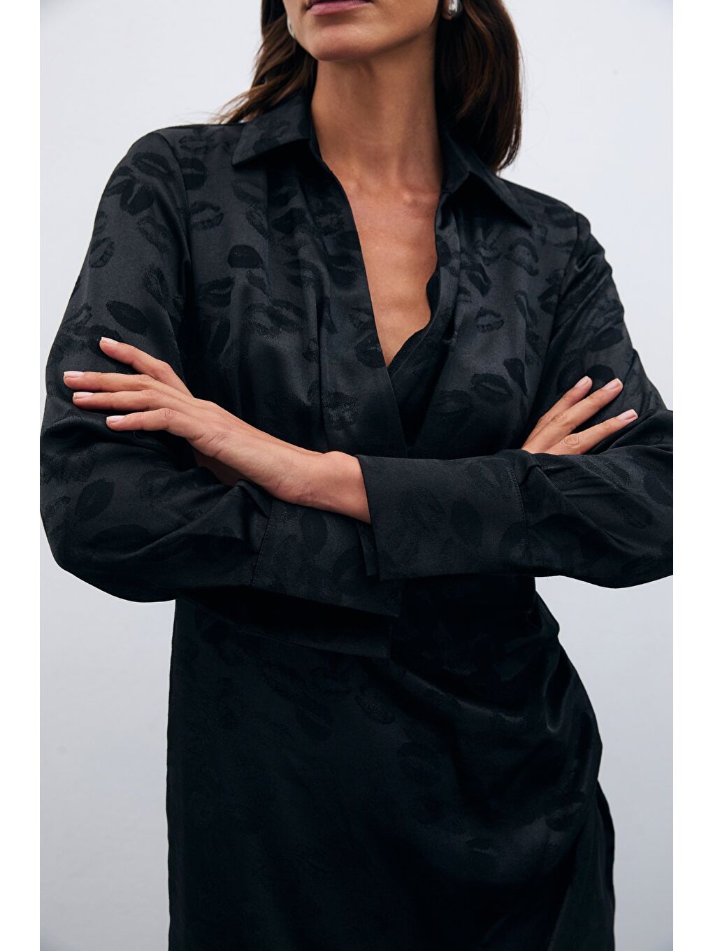 Desenli Kruvaze Elbise - Siyah-5