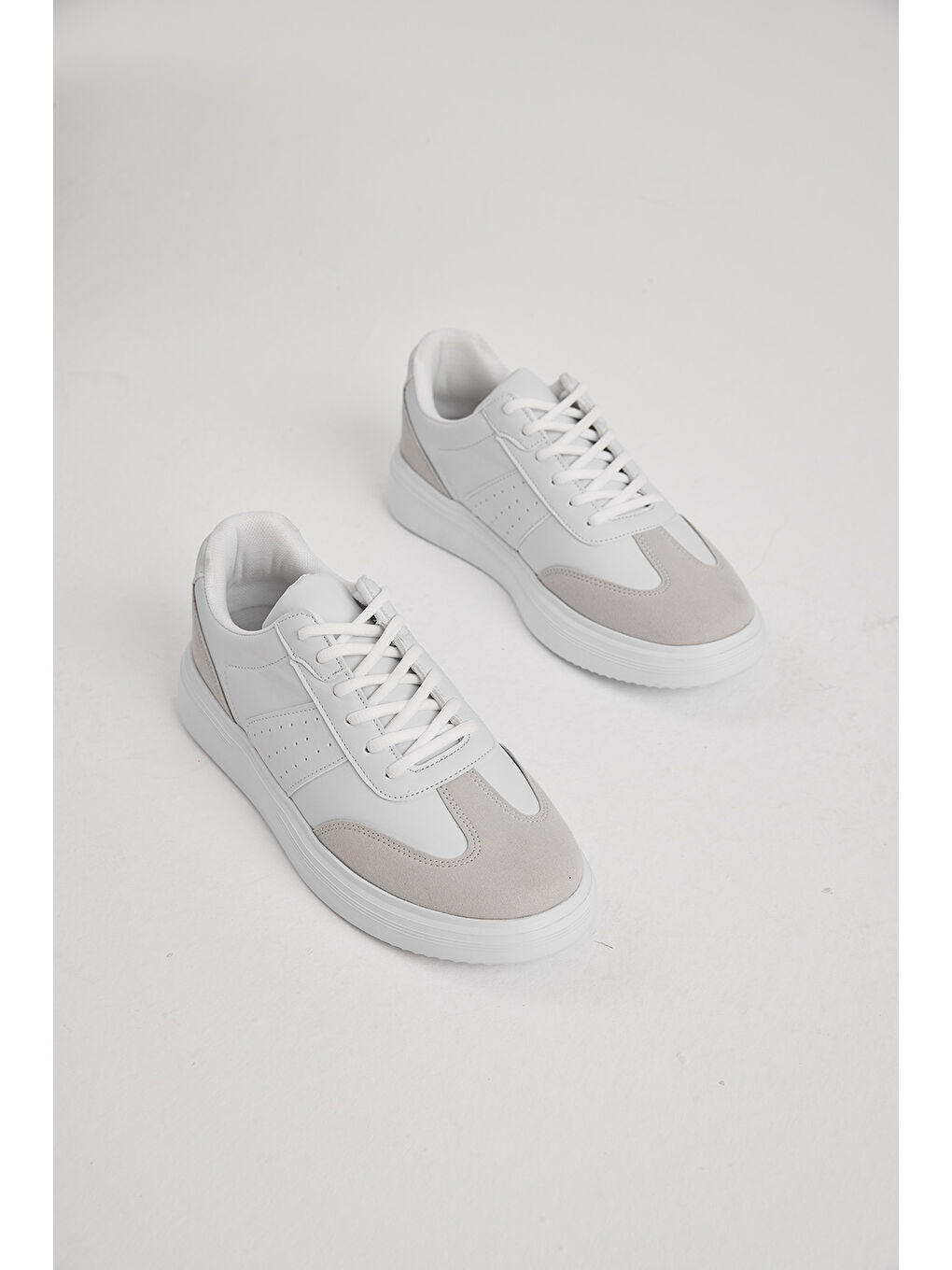 Erkek Beyaz Gri Kalın Faylon Hafif Taban Bağcıklı Spor Ayakkabı-1