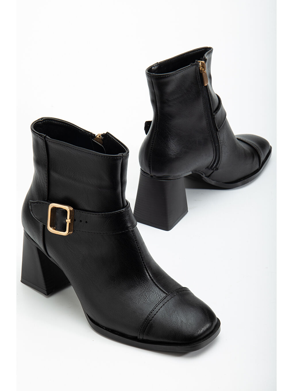 Kadın Siyah Cilt TPU Taban Kemer Toka Detaylı Fermuarlı Topuklu Bot-2