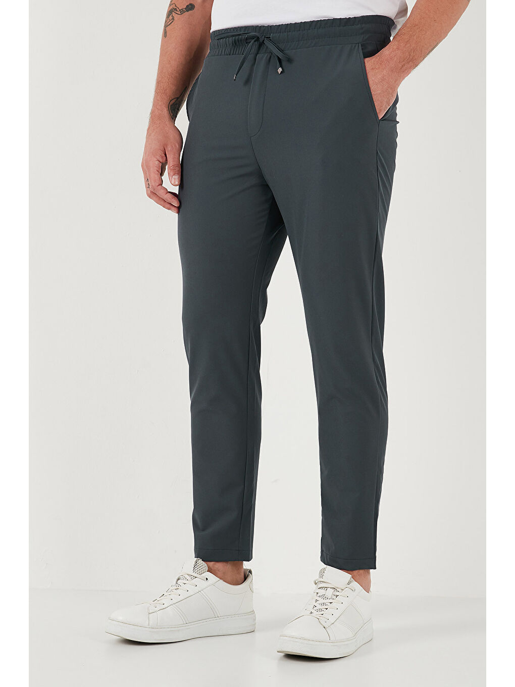 Yeşil Streç Regular Fit Normal Bel Düz Paça Jogger Pantolon CF25617801-2