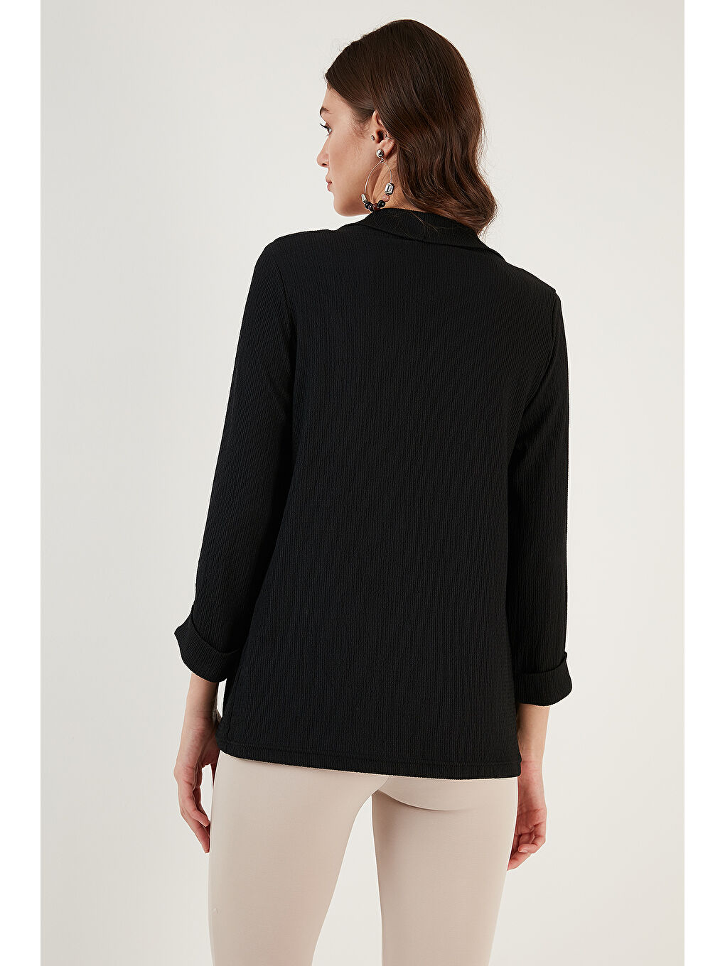 Siyah Yakası ve Kolu Katlı Gofre Kimono Kadın Hırka 5869014-5