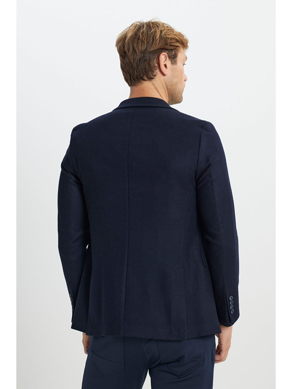 Erkek Lacivert Yünlü Slim Fit Dar Kesim Kırlangıç Yaka Kapak Cepli Blazer Ceket-6