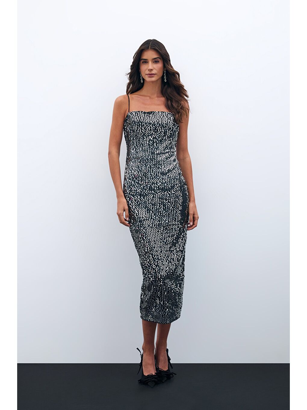 Gri Kadife Payetli Uzun Elbise - Gümüş