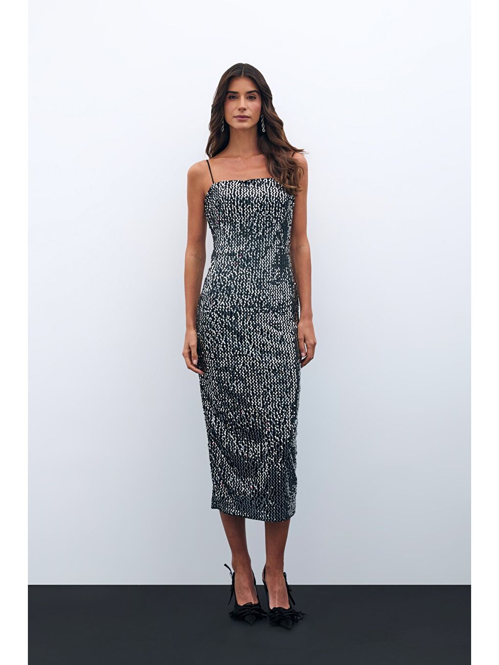 Gri Kadife Payetli Uzun Elbise - Gümüş-1