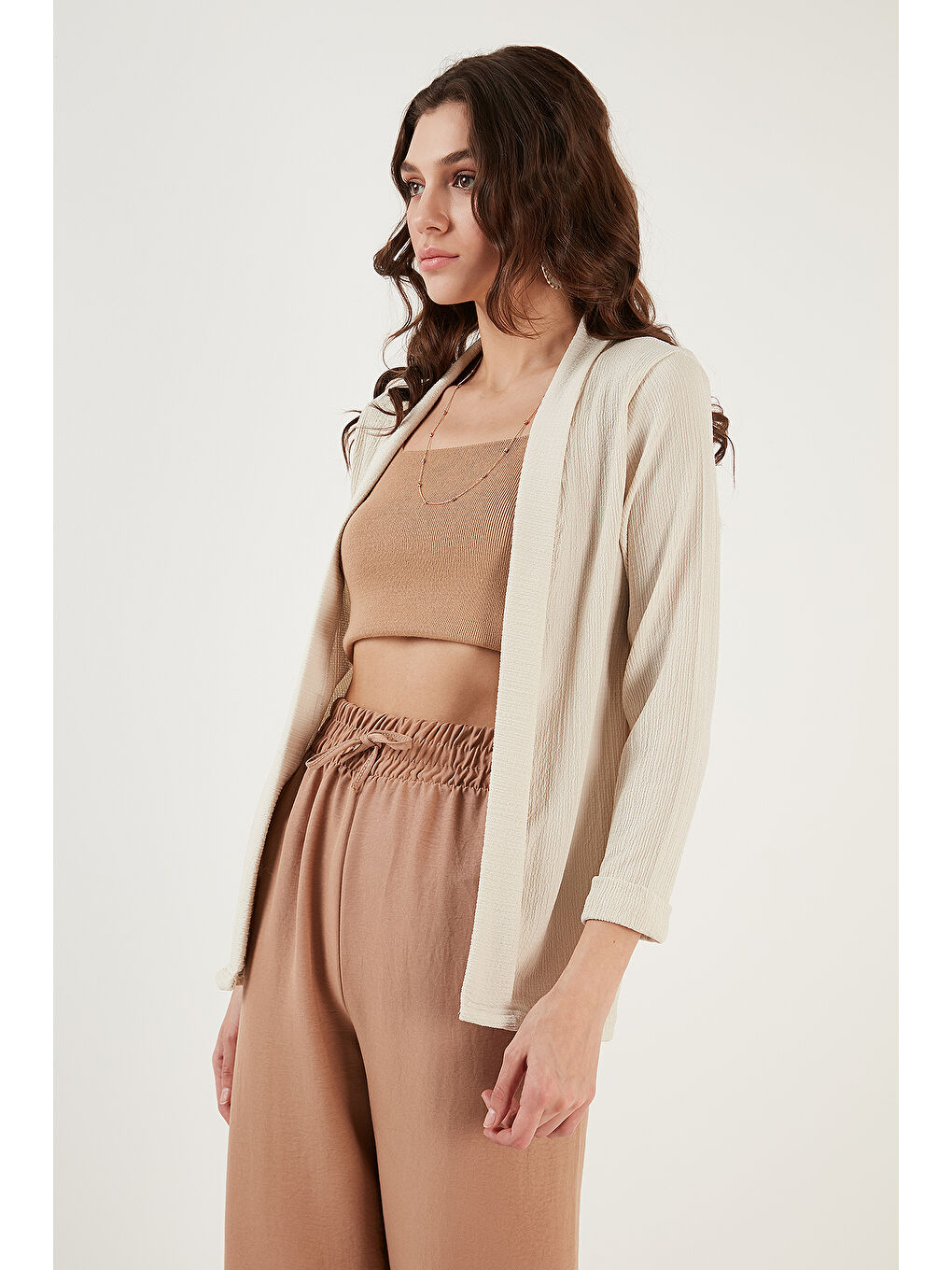 Bej Yakası ve Kolu Katlı Gofre Kimono Kadın Hırka 5869014-3