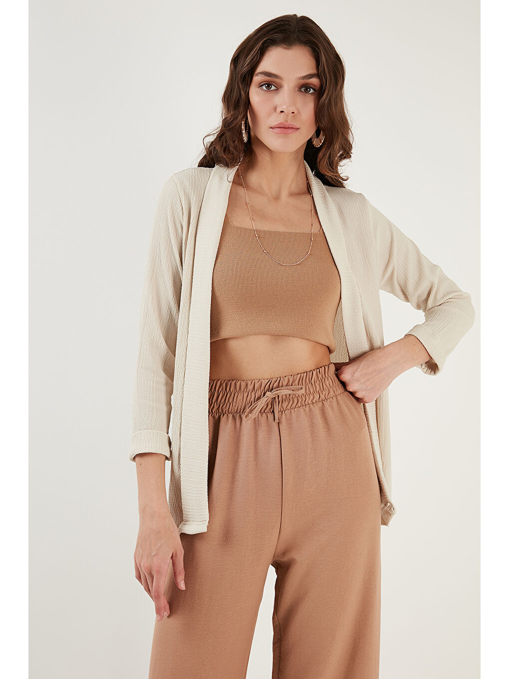 Bej Yakası ve Kolu Katlı Gofre Kimono Kadın Hırka 5869014-4