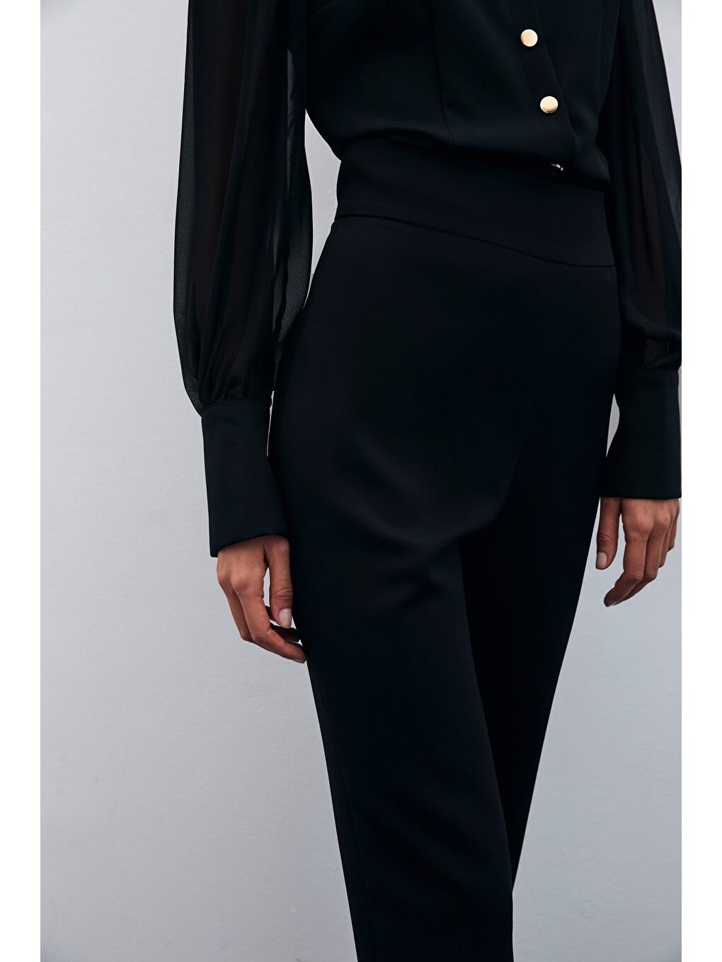 Paça Çıtçıt Detaylı Pantolon - Siyah-3