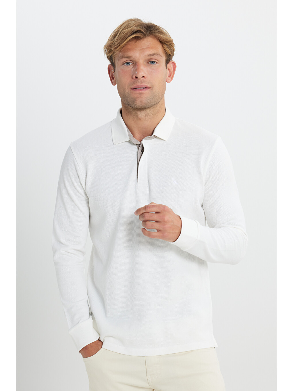 Erkek Beyaz %100 Pamuk Slim Fit Dar Kesim Polo Yaka Uzun Kollu Tişört-2