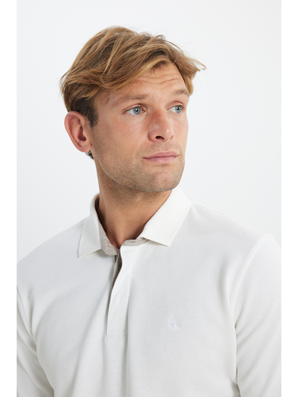 Erkek Beyaz %100 Pamuk Slim Fit Dar Kesim Polo Yaka Uzun Kollu Tişört-4