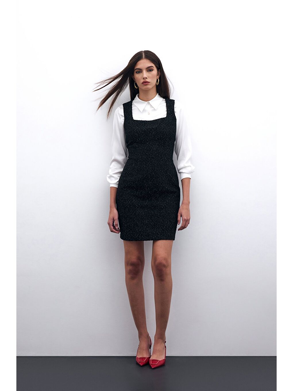 Mini Tüvit Elbise - Siyah