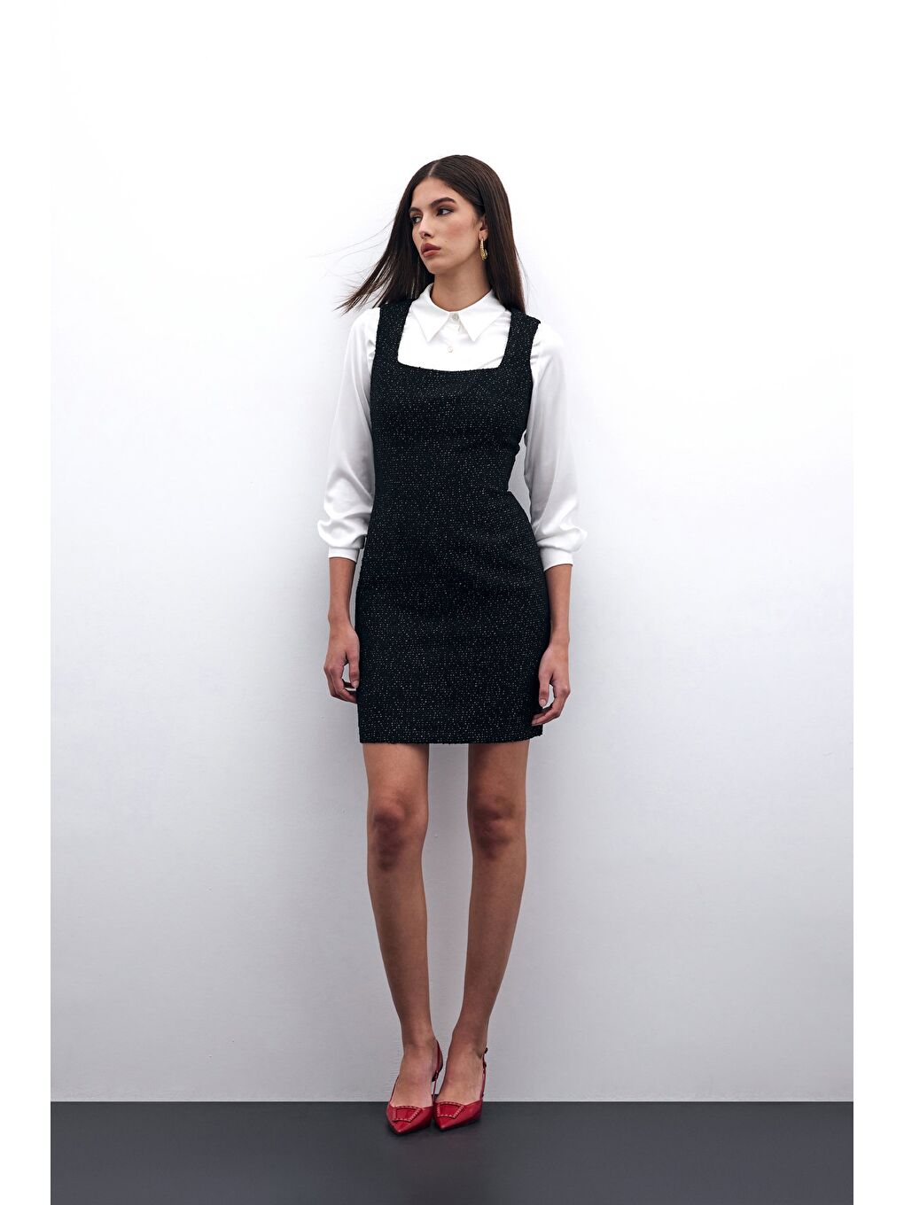 Mini Tüvit Elbise - Siyah-1