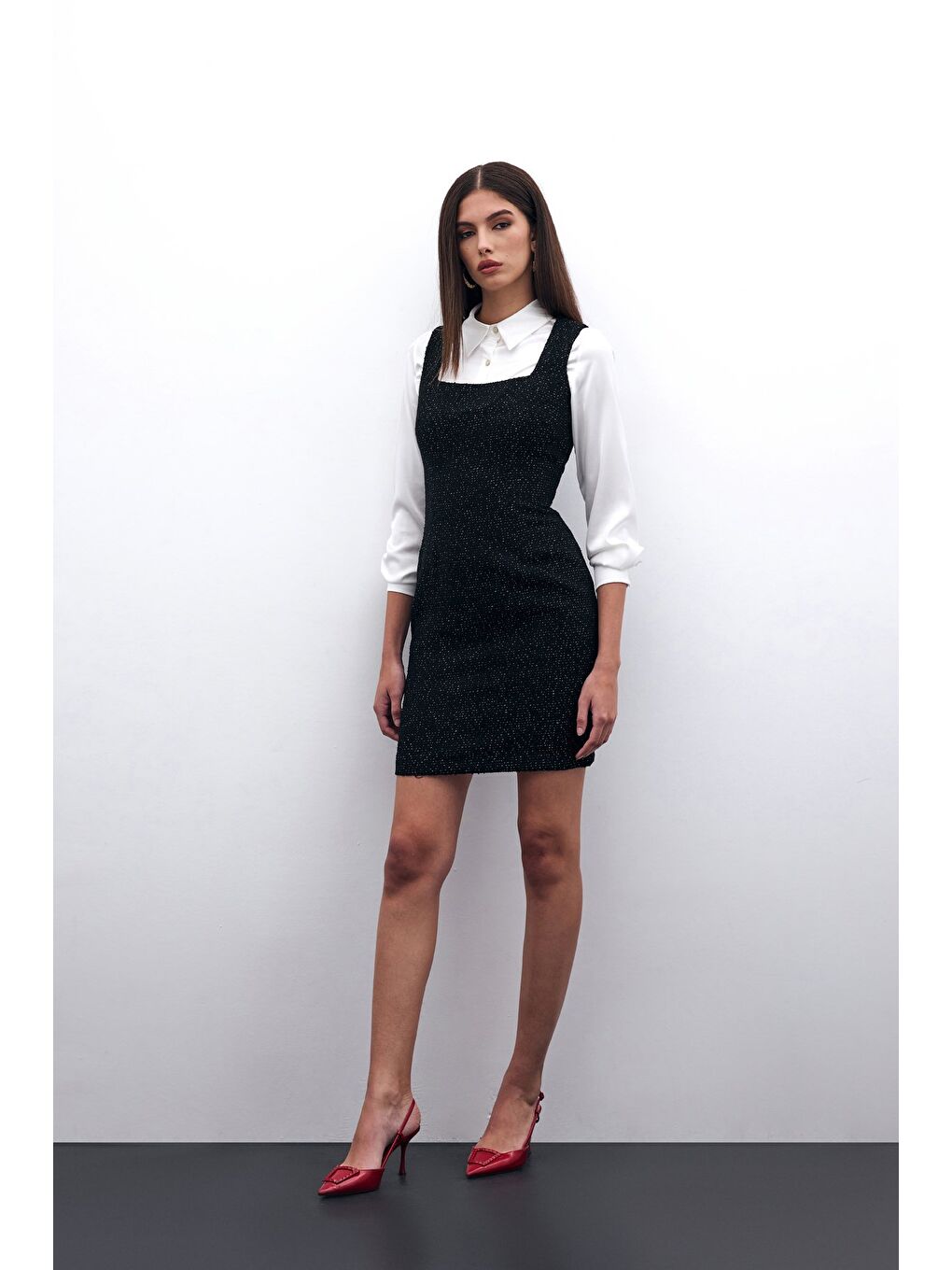 Mini Tüvit Elbise - Siyah-2