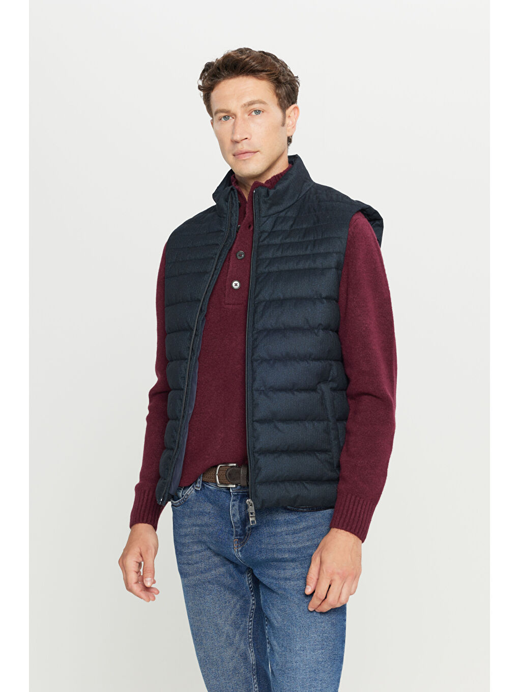 Erkek Lacivert Standart Fit Normal Kesim Dik Yaka Yan Cepli Çizgili Casual Yelek