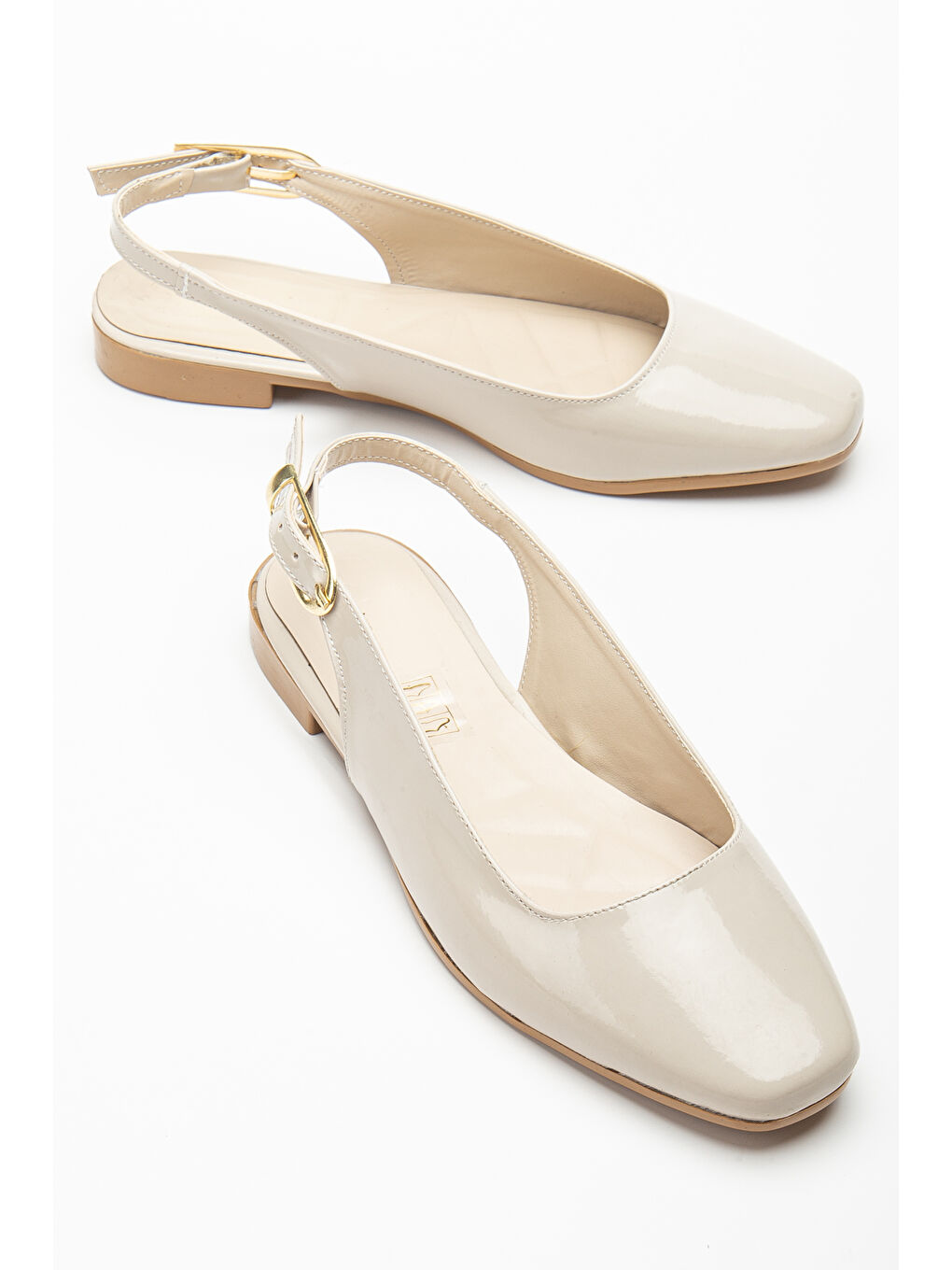 Kadın Bej Arkası Açık Tokalı Babet-1