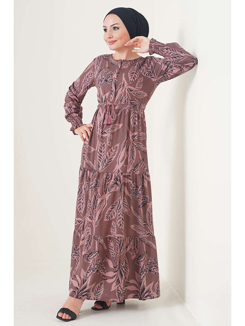 2145 Desenli Tesettür Elbise - Kahverengi-3