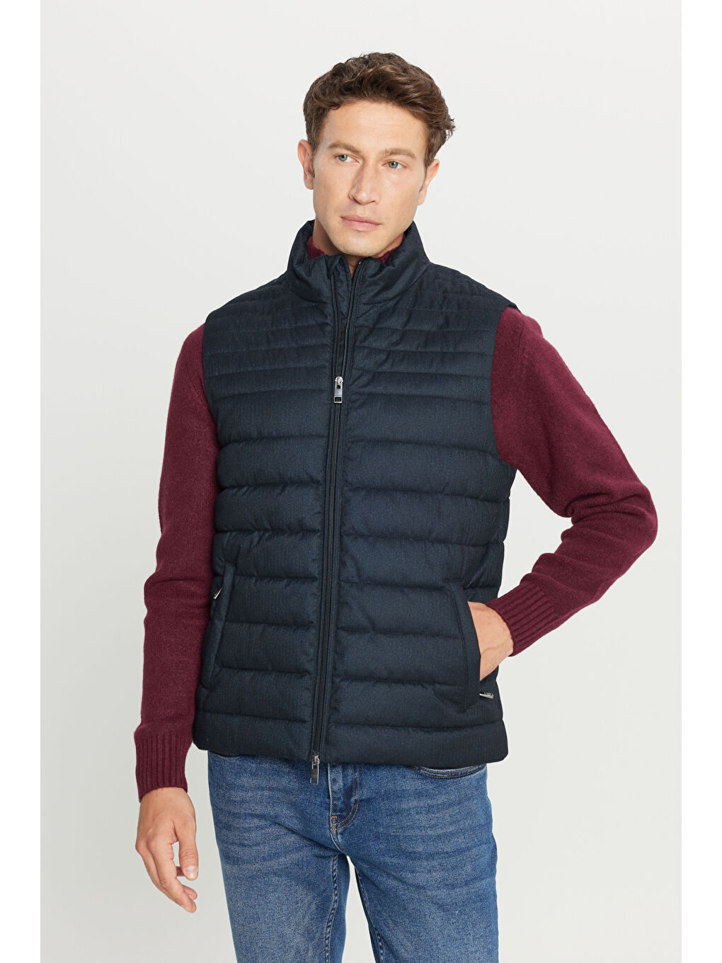 Erkek Lacivert Standart Fit Normal Kesim Dik Yaka Yan Cepli Çizgili Casual Yelek-2