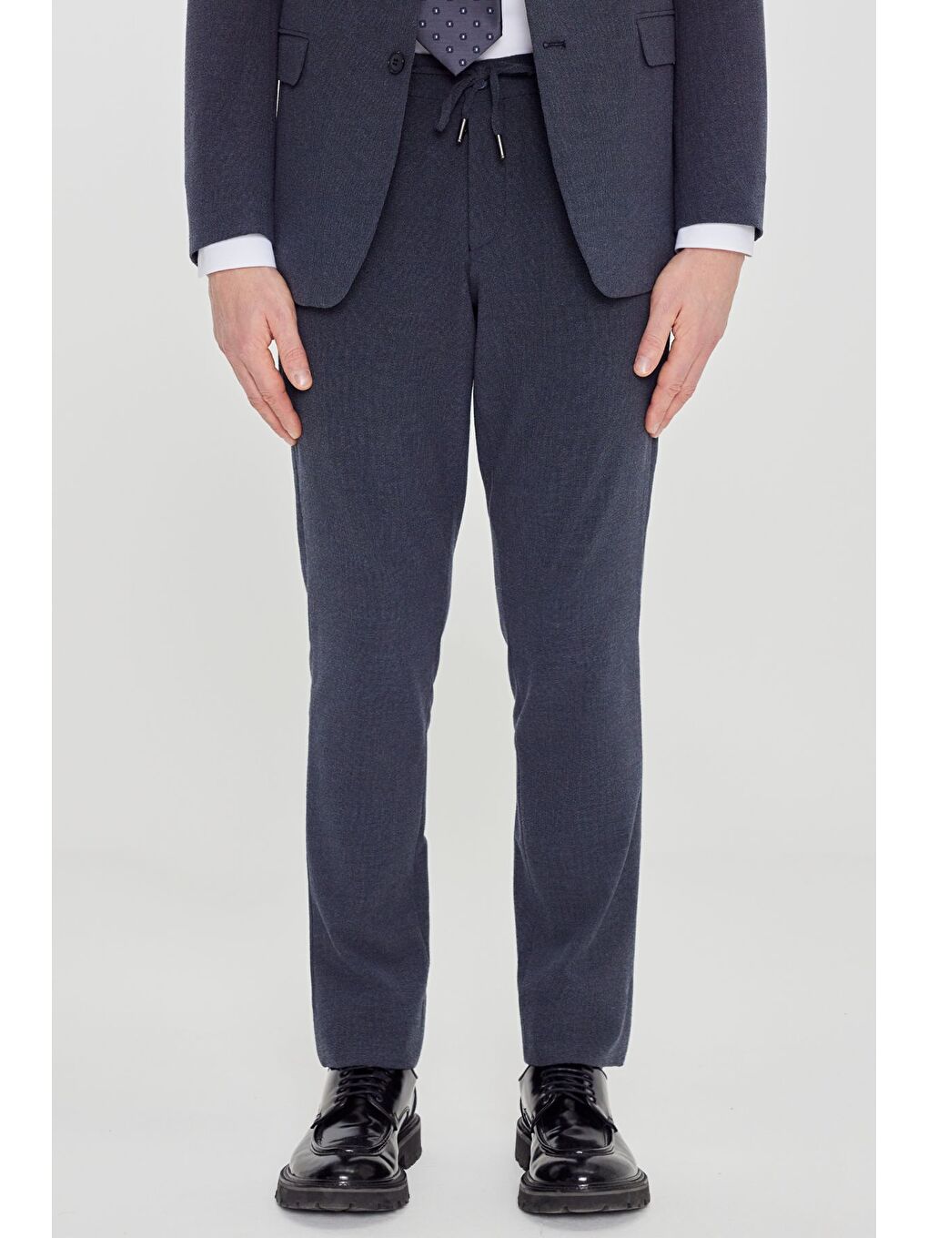 Erkek Lacivert Ekstra Slim Fit Mono Yaka Kapak Cepli Takım Elbise-4