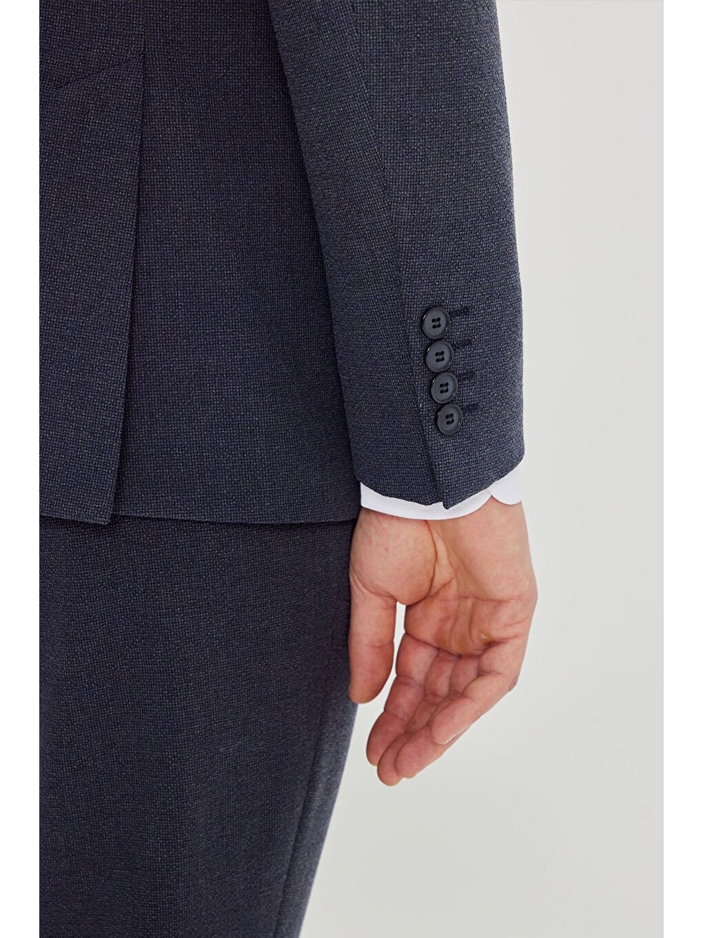 Erkek Lacivert Ekstra Slim Fit Mono Yaka Kapak Cepli Takım Elbise-6