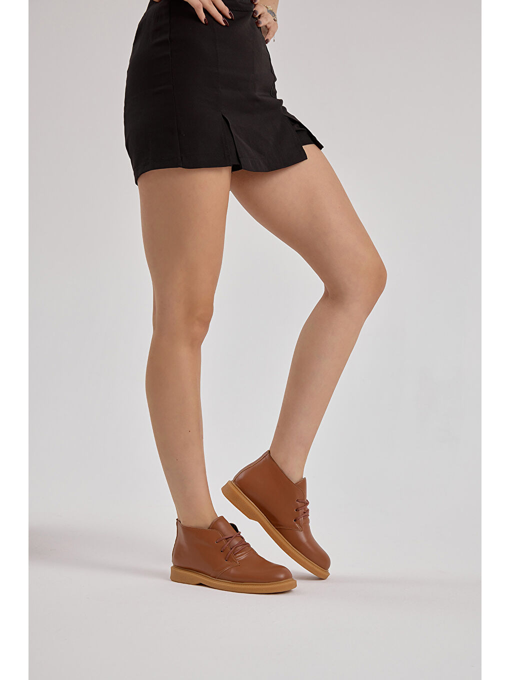 Kahverengi Kadın Taba Cilt Termo Taban Bağcıklı Günlük Bot-1