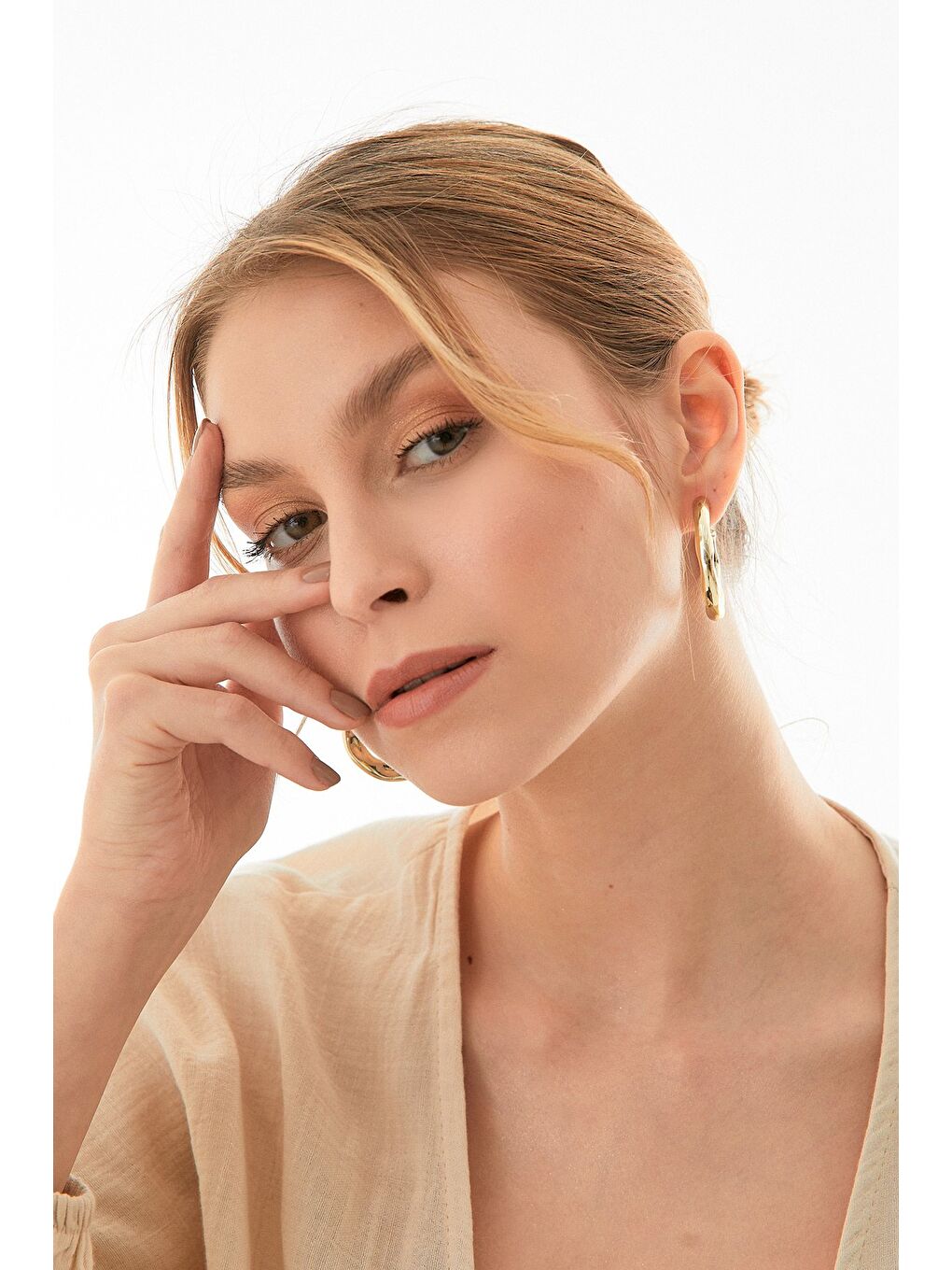 Sarı Yarım Halka Küpe-4