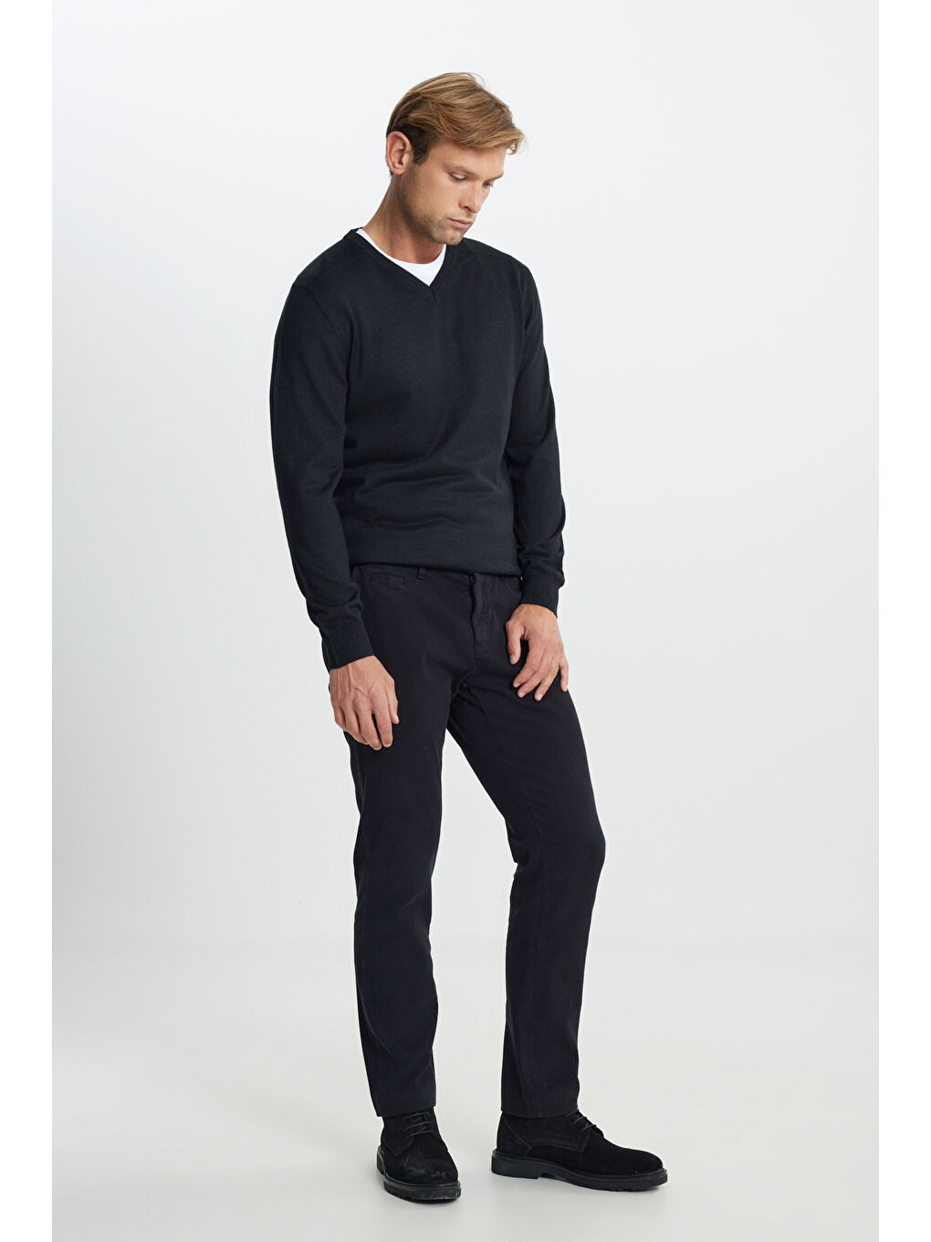 Erkek Siyah Yünlü Sıcak Tutan Standart Fit Normal Kesim V Yaka Triko Kazak-1