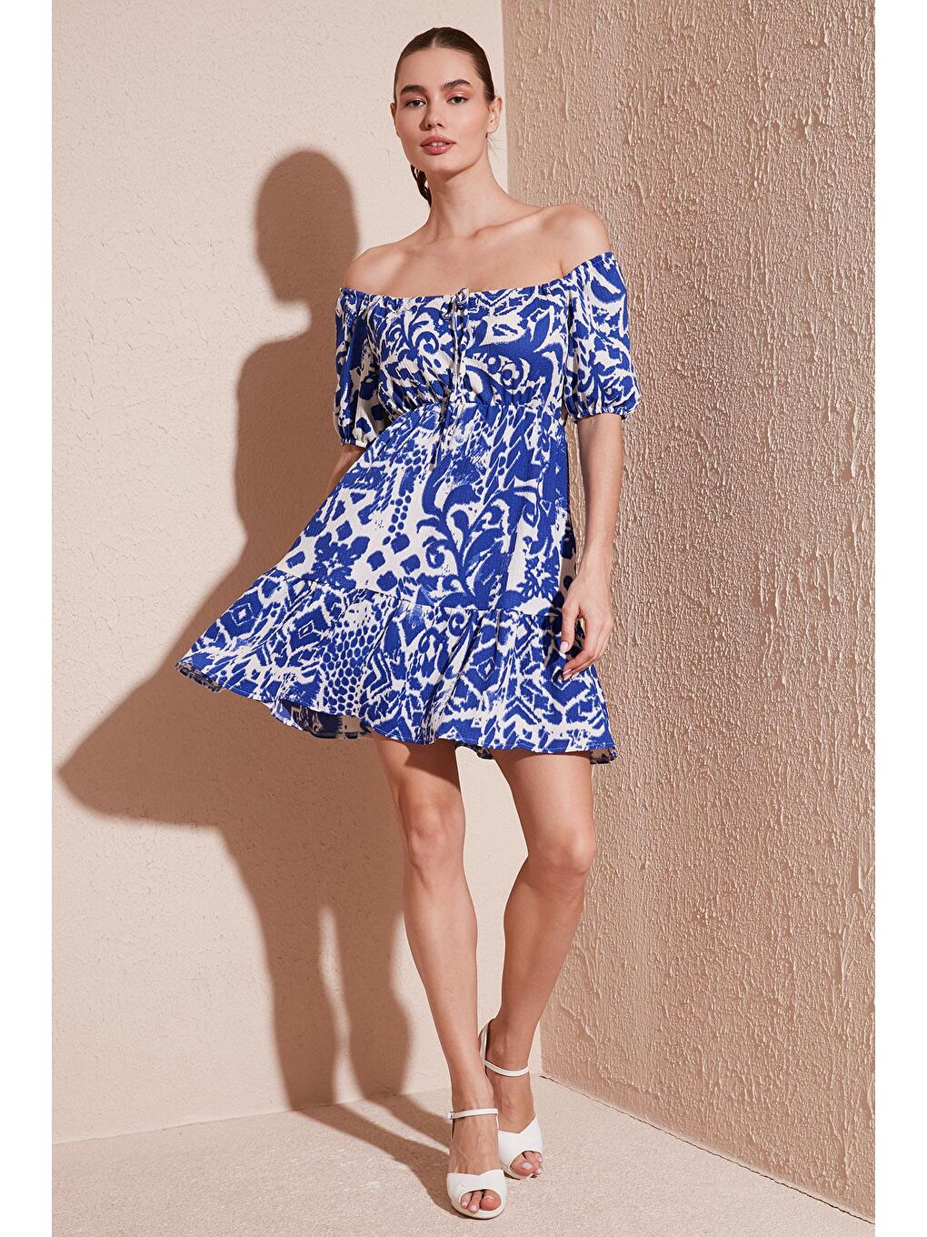 Mavi Desenli Slim Fit Önden Bağlamalı Mini Elbise 5865728