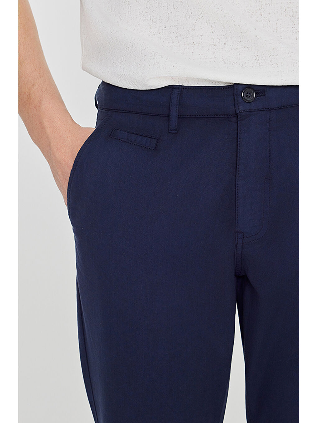 Erkek Lacivert Pamuklu Slim Fit Dar Kesim Yan Cepli Armürlü Esnek Pantolon-3