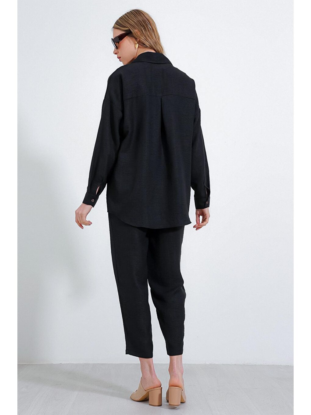 Kadın Siyah Oversize Keten Alt Üst Takım 6622-5