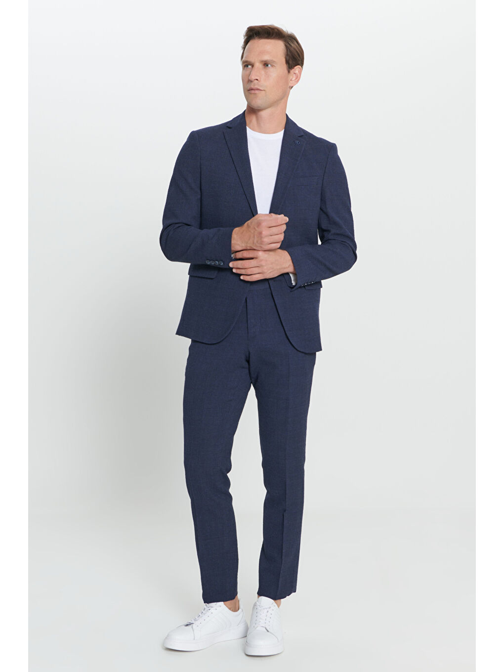 Erkek Lacivert Slim Fit Dar Kesim Mono Yaka Gofre Desenli Yünlü Takım Elbise-3