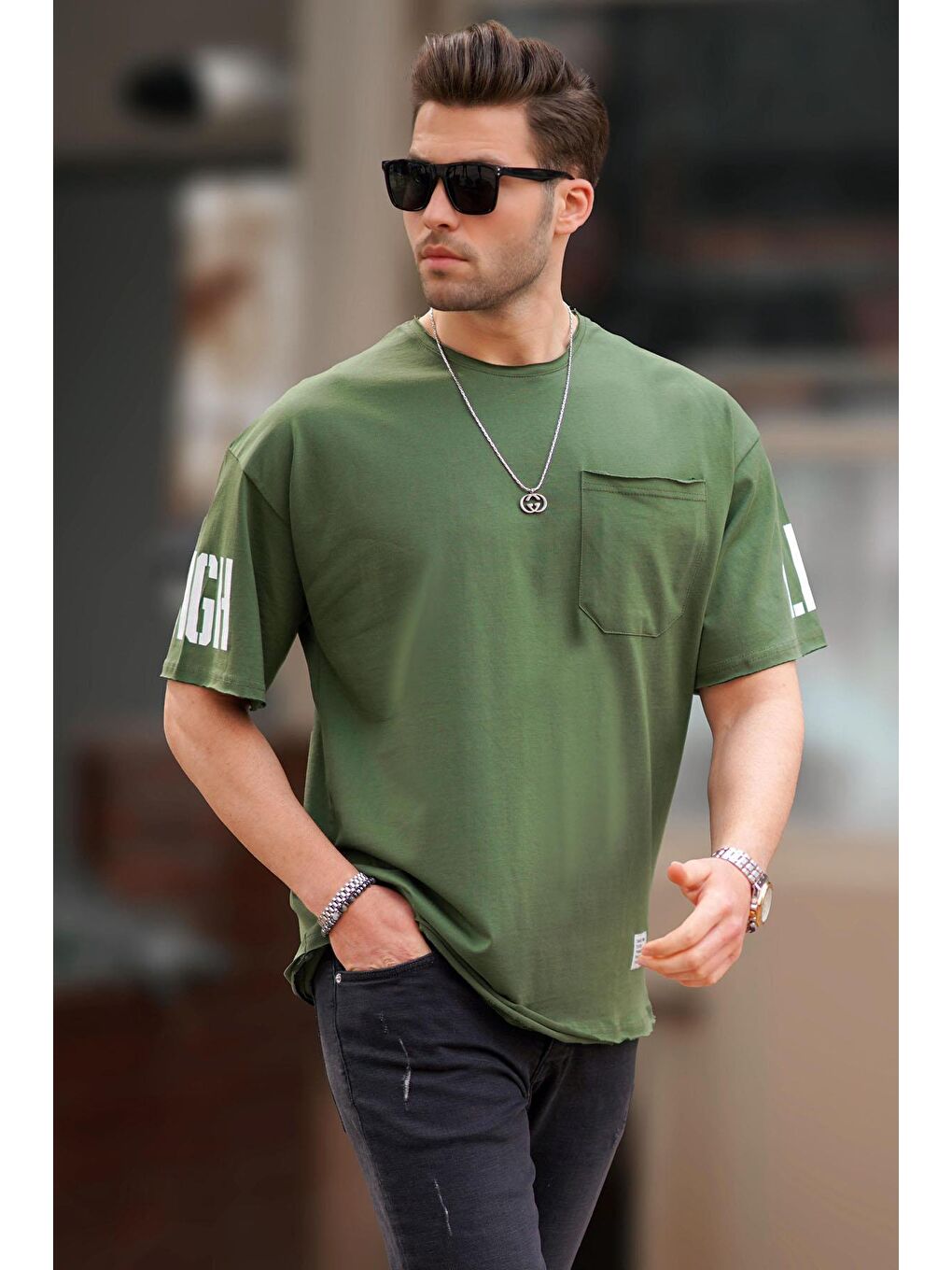 Haki Cep Detaylı Kolu Baskılı Basic Erkek %100 Pamuk Tişört 7016