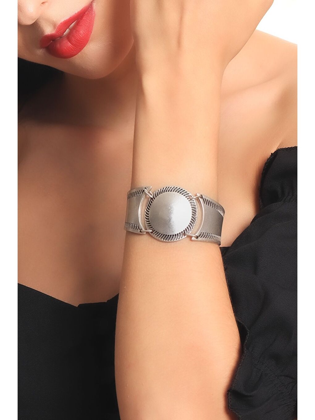 Gri Kadın Antik Gümüş Kaplama Zincirli Bohem Bileklik-1