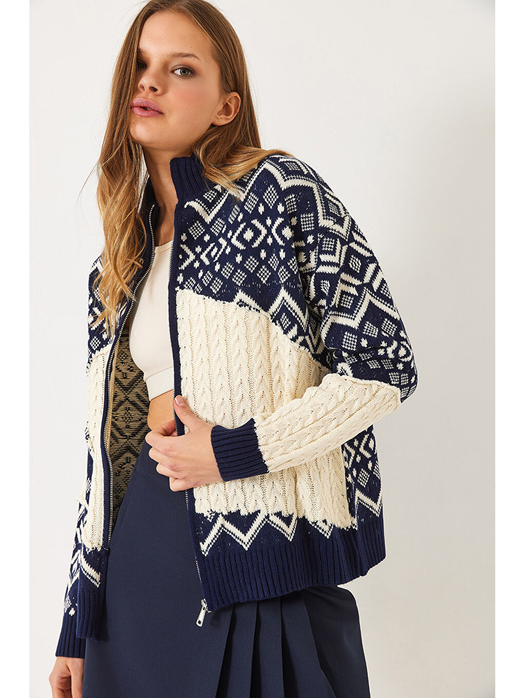 Lacivert Kadın Jakarlı Fermuarlı Triko Hırka-3