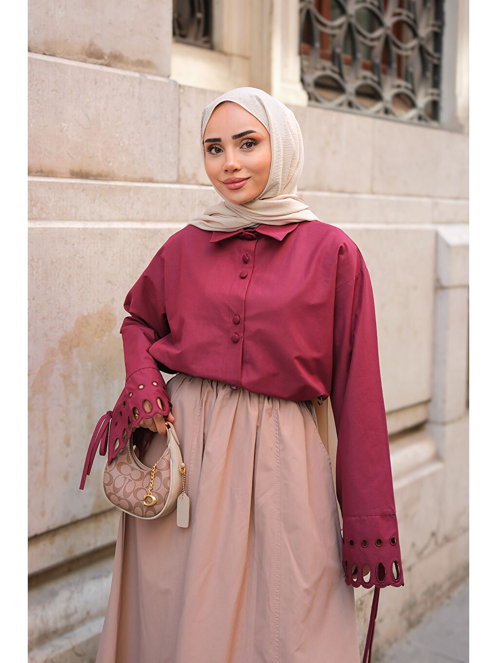 Kadın Kolu Nakışlı Gömlek Bordo-1