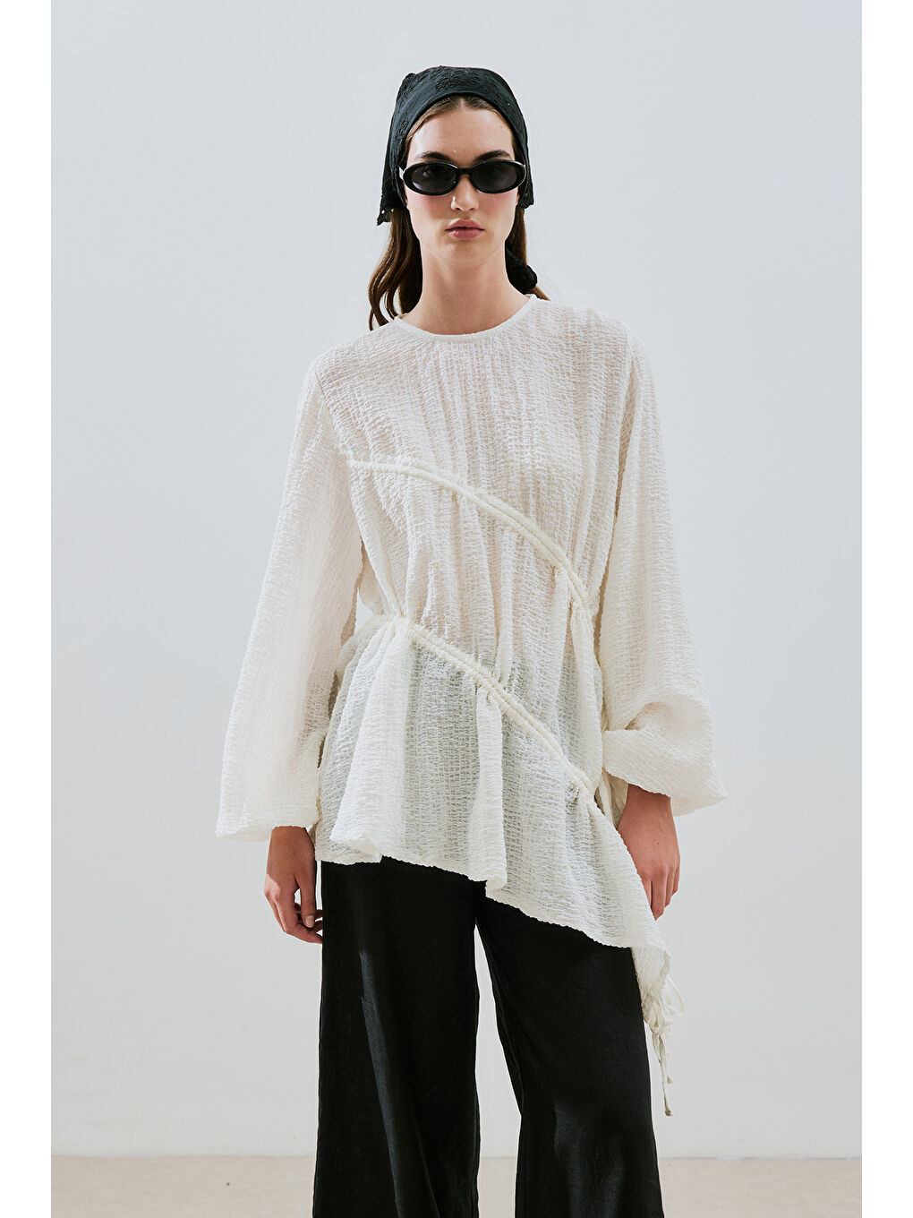 Büzgü Bağlamalı Dokulu Tunik Ekru-2