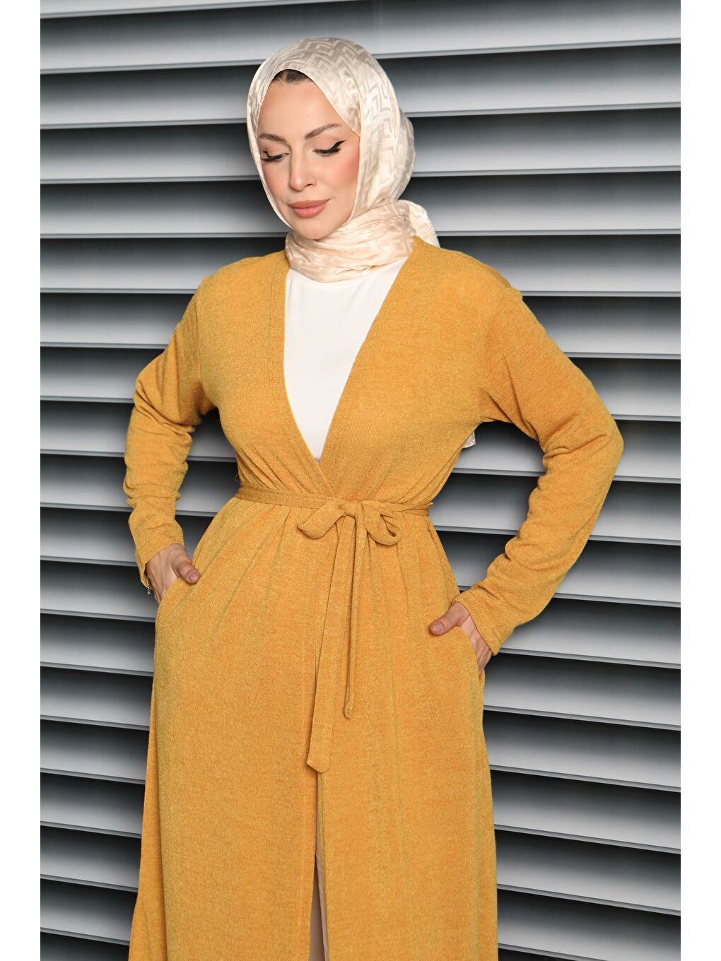 Sarı Cepli Kemerli Uzun Hırka Hardal - 27950-HARDAL