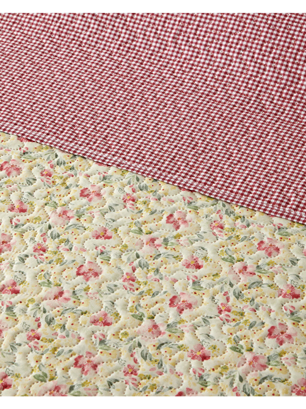 Scarlet Bloom Çift Kişilik Yatak Örtüsü Takımı 200x220 cm Kırmızı-1