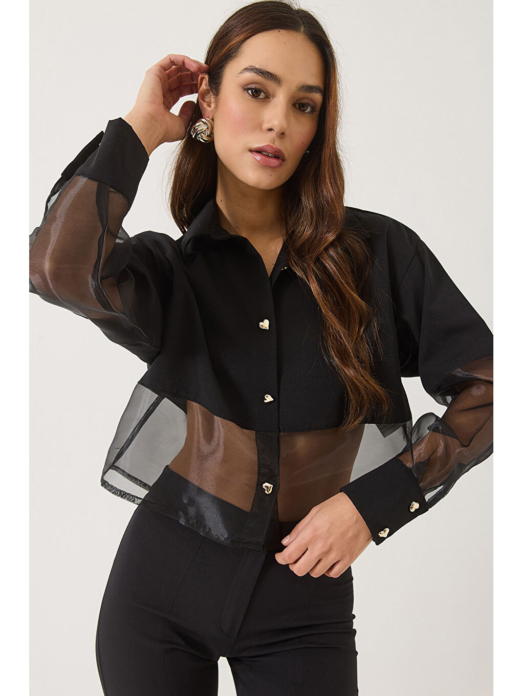 Siyah Kadın Kalp Düğmeli Tül Detaylı Yarı Transparan Gömlek