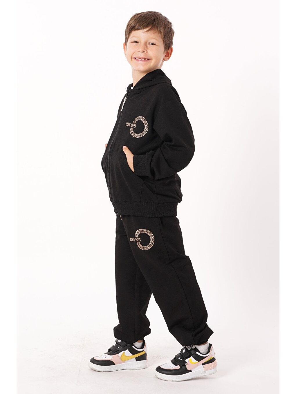 Yazı Baskılı Kapüşonlu Siyah Renk Fermuarlı Erkek Çocuk Eşofman Takım-1