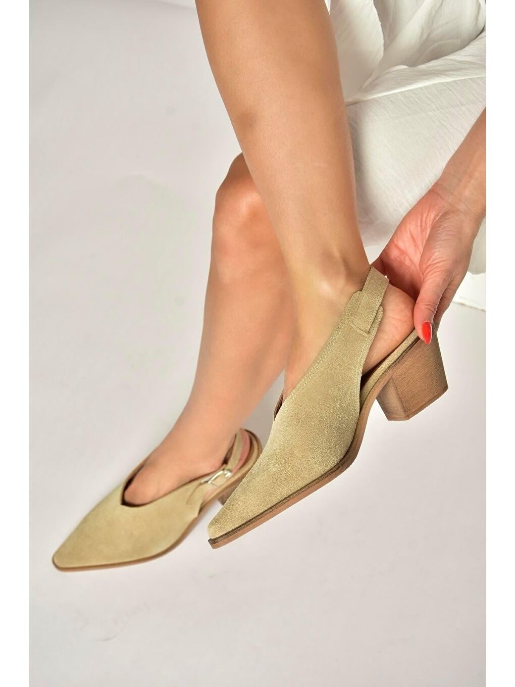 Bej Kadın Topuklu Ayakkabı Y654300202-2