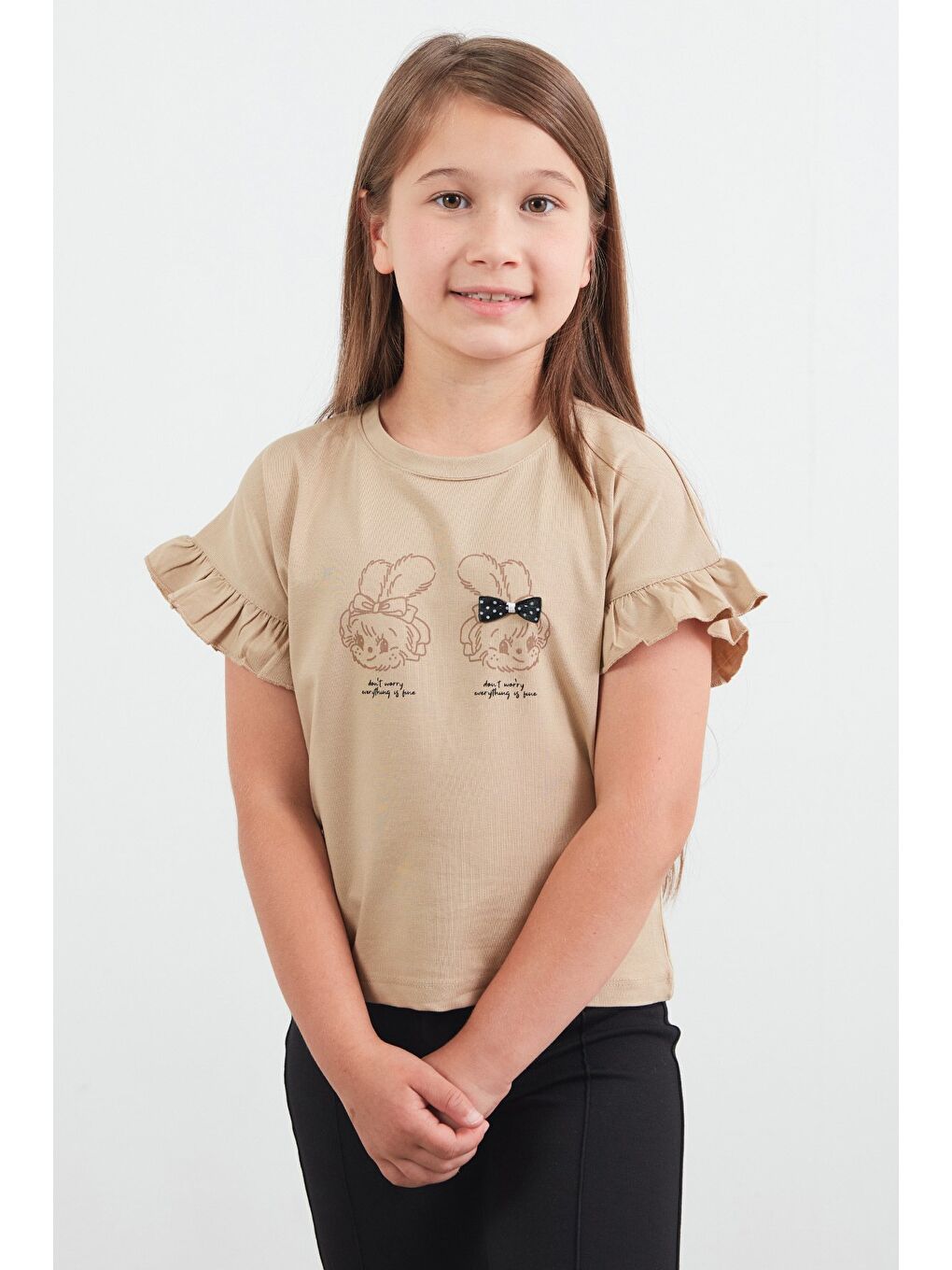 Bej Tavşan Baskılı Kolu Fırfırlı Kız Çocuk Tişört