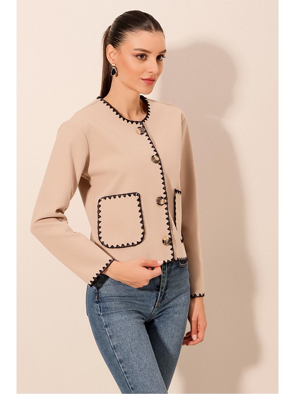 0689 Nakışlı Kaşe Ceket - Bej-4