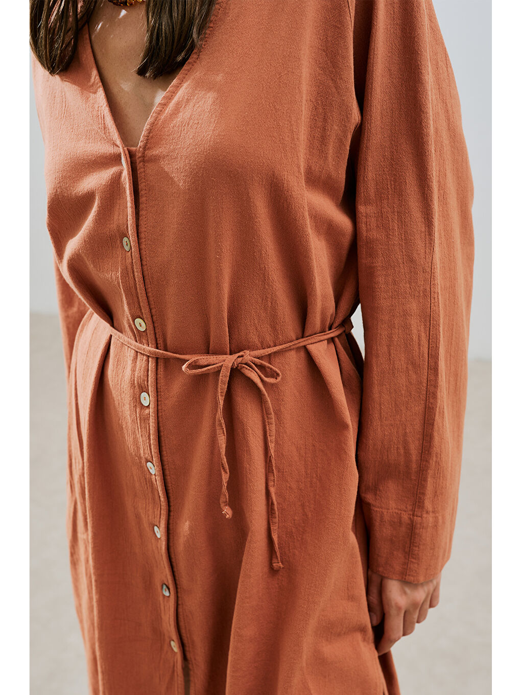 Kahverengi Dokulu Düğmeli Uzun Tunik Tarçın-4